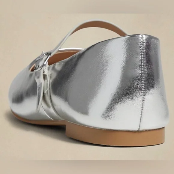 Banana Republic Factory Metallic Flats - Picture 5 of 9